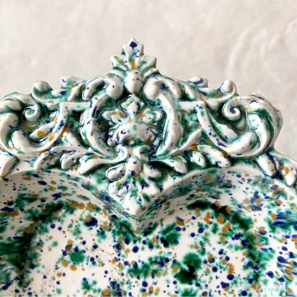 Spattered Ceramic Heart Dish - Picture 5 of 5